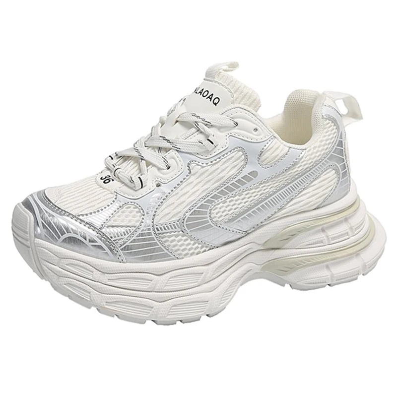 أحذية رياضية نسائية مكتنزة بيضاء فاخرة للسيدات للجري أحذية رياضية كاجوال عصرية خفيفة رياضية للياقة البدنية أحذية شبكية بكعب متوسط