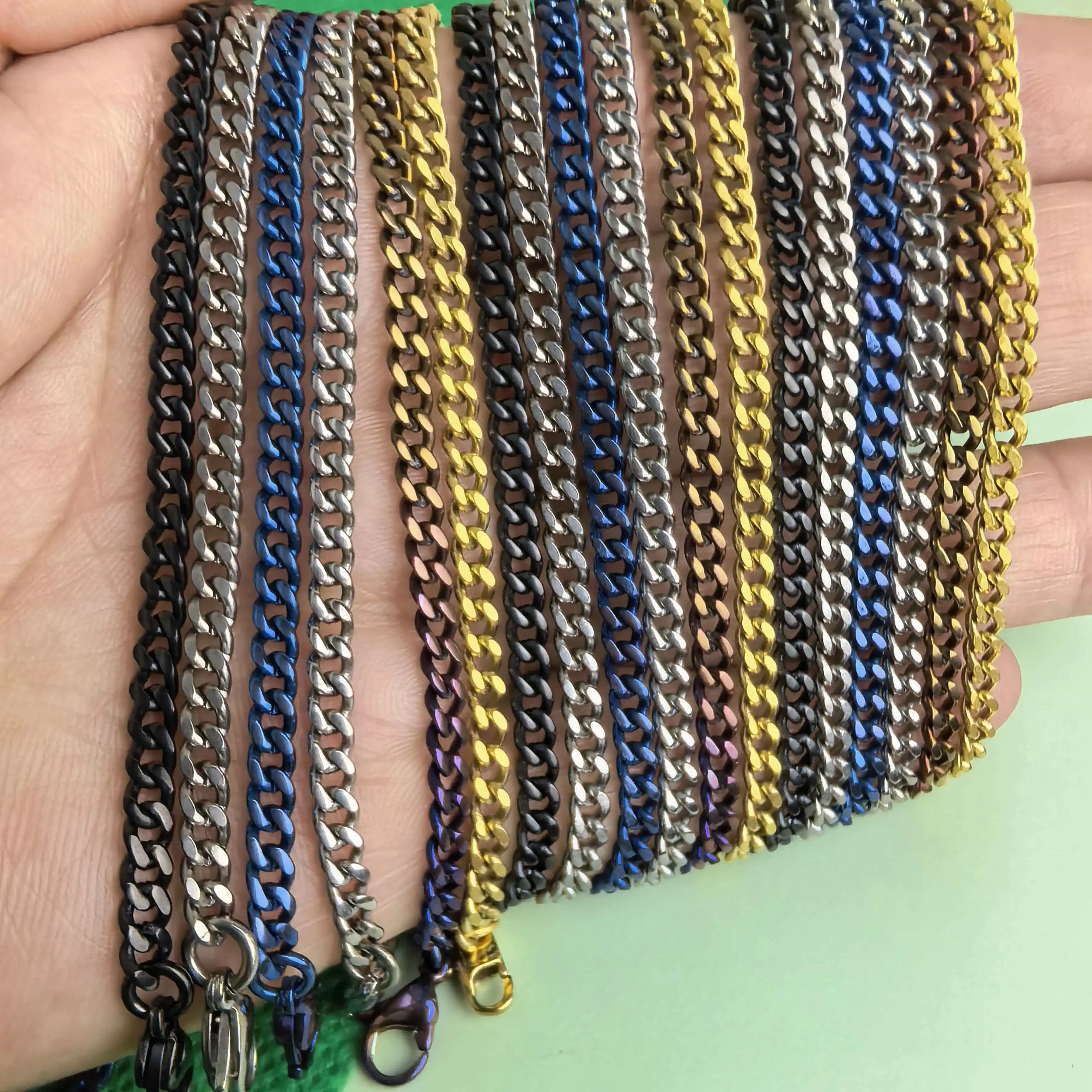 

3.5mm pure titanium denim chain necklace is simple, lightweight, waterproof, anti allergic, and rust free