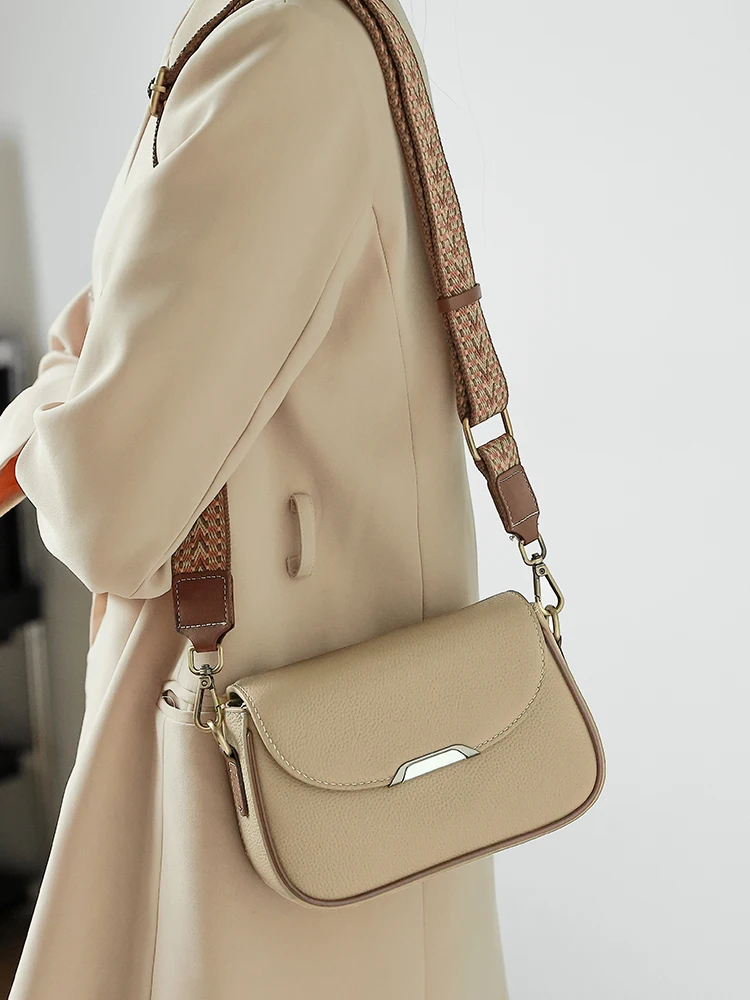 

Women's Natural Cow Leather Crossbody Bag Ladies Light Luxury Cowhide Retro Small Square Handbags Female Leisure Shoulder Bags