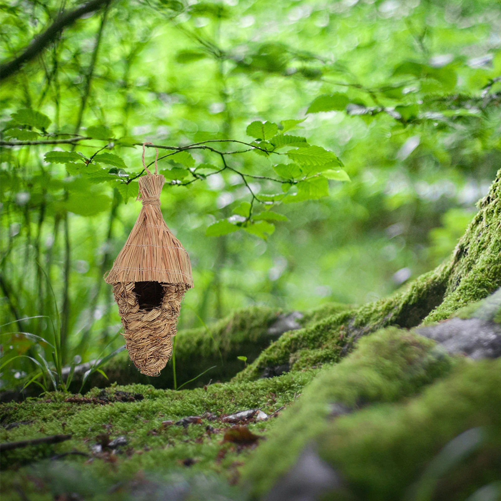 

1Pcs Straw Woven Birdhouse Natural Grass Nest for Birds Large Breeding Shelter Pet Bird Cage Hanging Nesting Box Gardening Pet