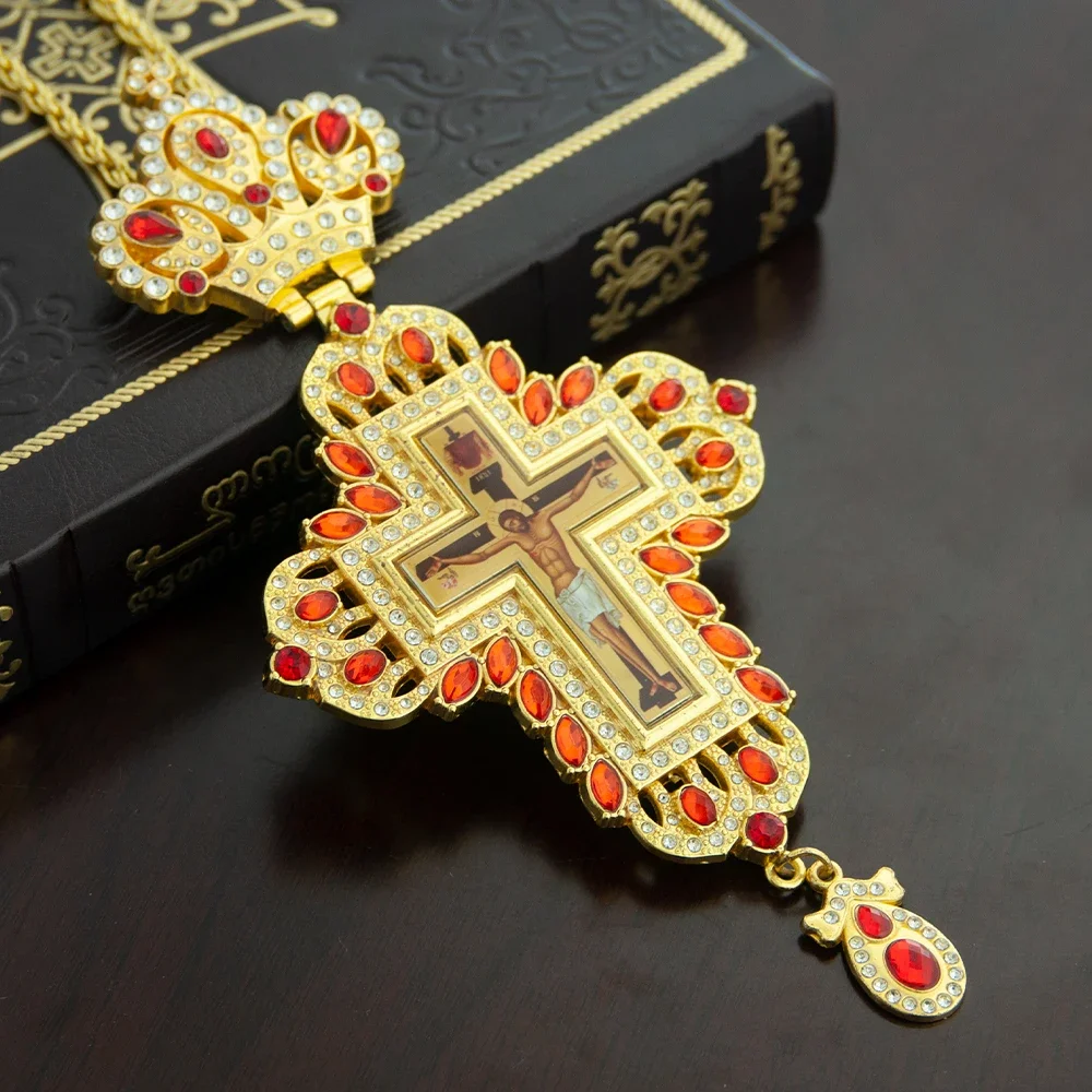 HTISOK Orthodoxes Kreuz-Anhänger, vergoldet, Jesus-Kruzifix mit Edelstein, heiliger Schmuck für Taufe, religiöse Dekoration & Geschenk – Detail 5