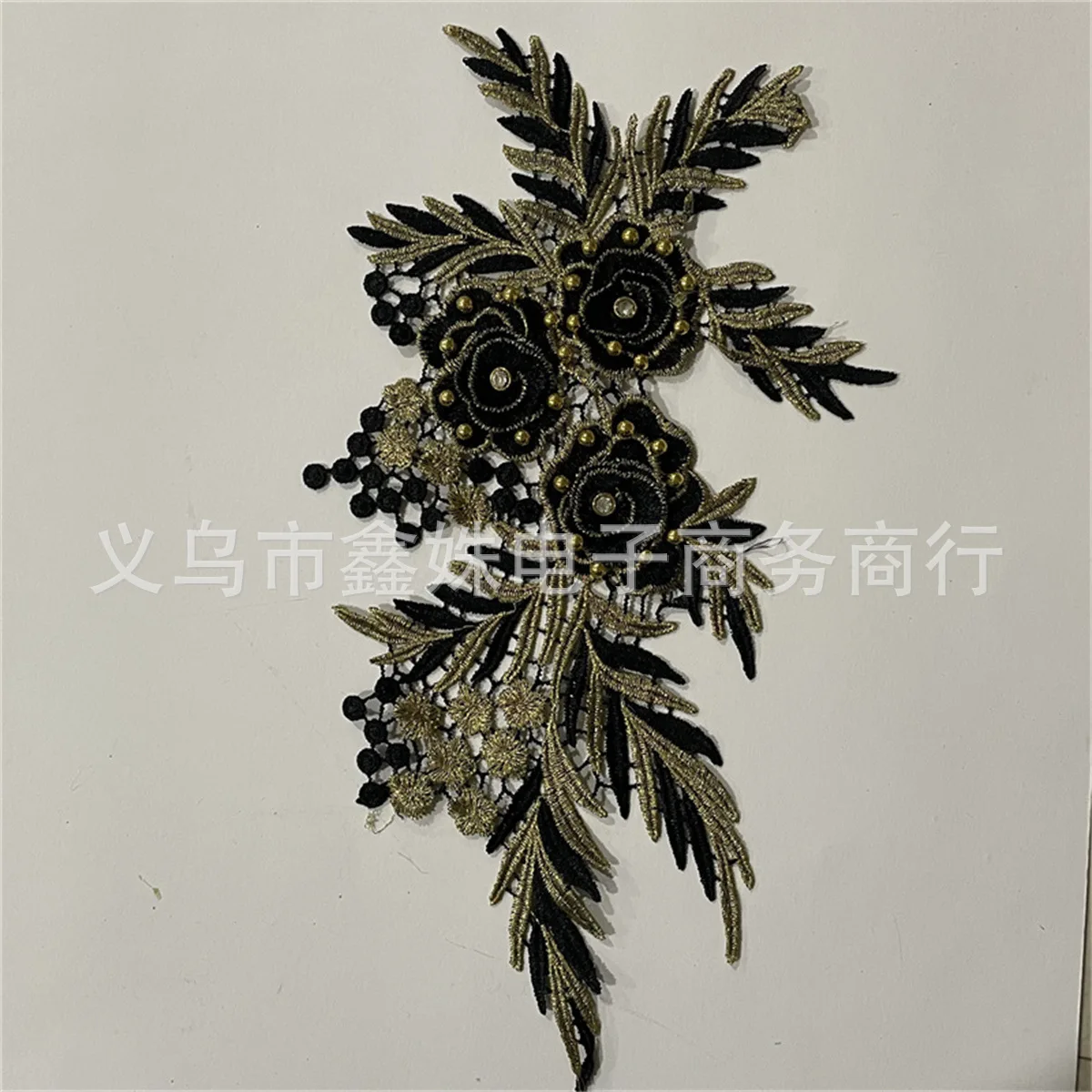 Aplique Decorativo de Renda com Flores Bordadas em 3D Feito à Mão, Acessório de Vestuário DIY, Estiloso e Moderno