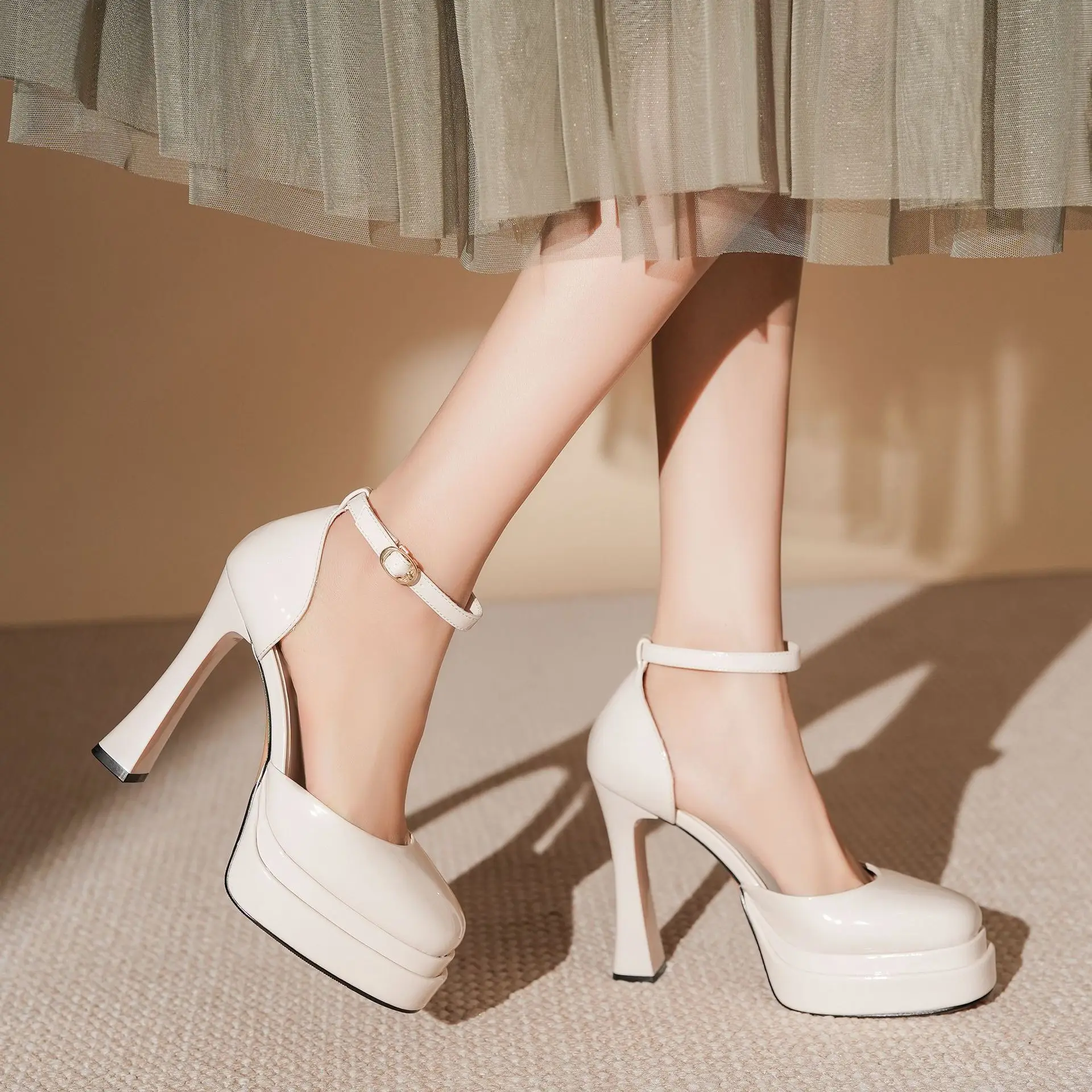 

High platform patent leather Mary Jane hollow sandals with thick heels Lolita height boosters