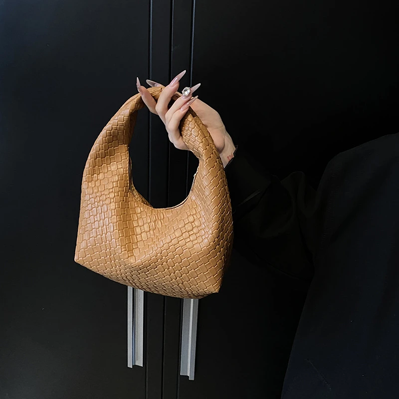 Fashion Woven Totes Women Handbag Large Capacity Soft Leather Underarm Bag Female Casual Shoulder Bags Commute Travel Big Bags