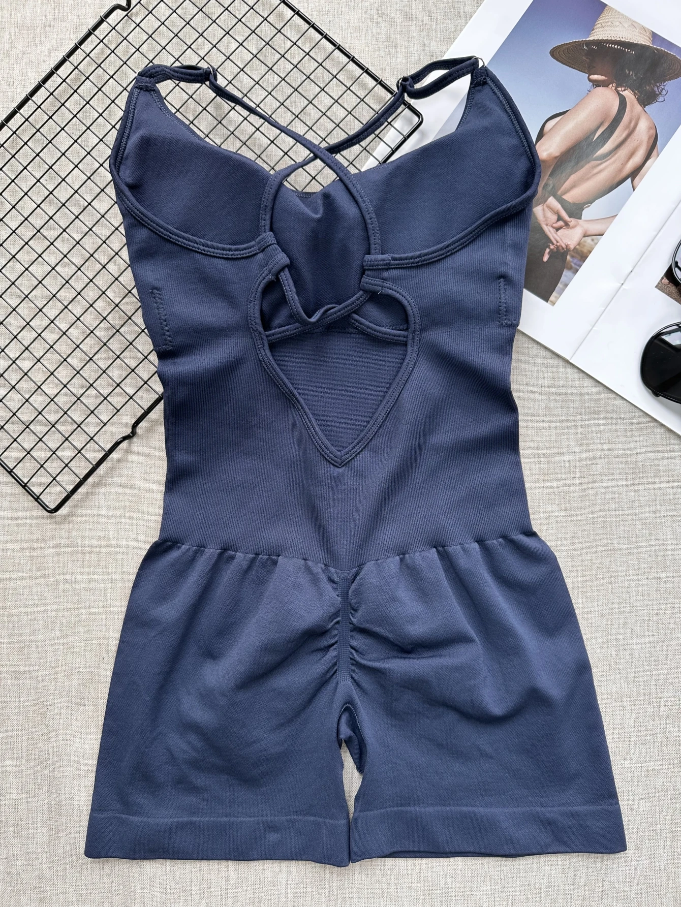 Women's Sexy Slim-Fit Yoga Shorts Jumpsuit Seamless Back Workout Bodysuit Breathable Quick-Dry Gym Running Pilates Fitness yoga