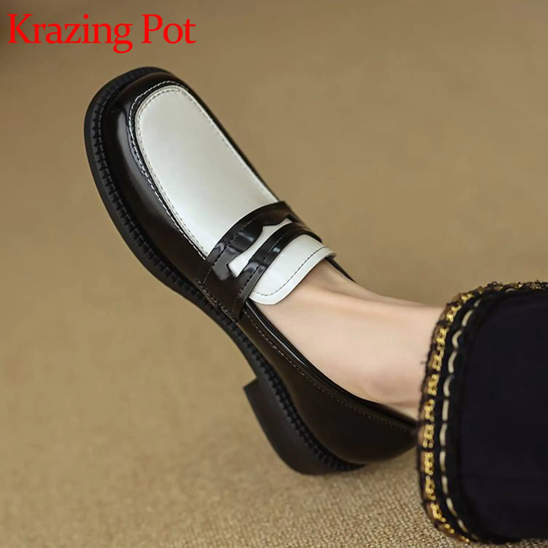 

Krazing Pot Cow Leather Low Heels Spring Slip On Square Toe Brogues Women Mixed Color British School Deep Mouth Leisure Pumps