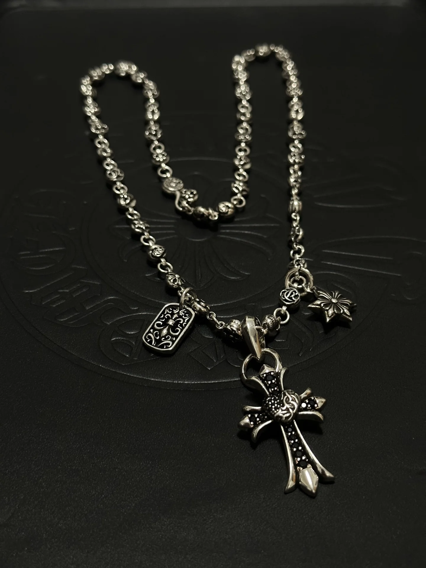 S925 Sterling Silver Vintage Medium Peach Heart Full Diamond CH Cross Necklace Love Sweater Chain Premium Autumn and Winter