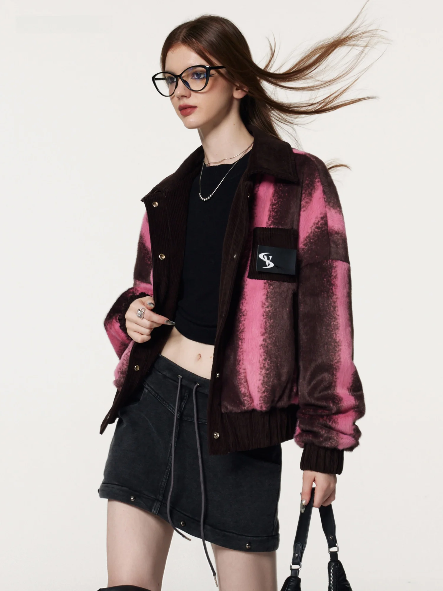 

Женская осенне-зимняя свободная хлопковая кофта Vone eeE в американском ретро-стиле с градиентными полосками и цветовыми блоками