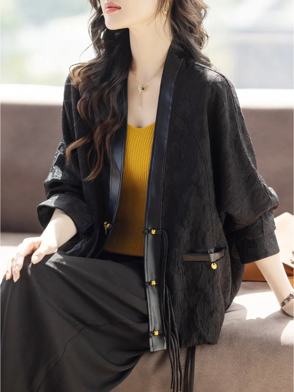 

Spring Autumn New Chinese Sle Faion V-ne Ele Splicing Versatile Commuting Jaet Women's ort Outerwear Ladies' Pr...