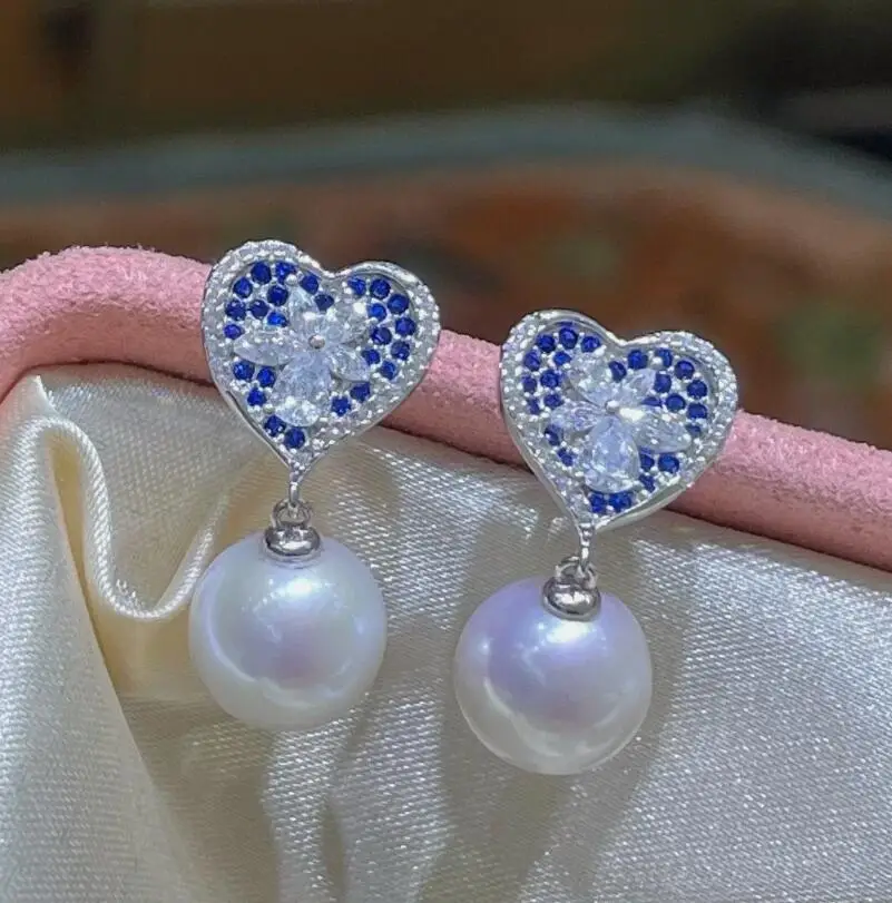 

charming pair of 10-11mm south sea round white pearl dangle earring 925s