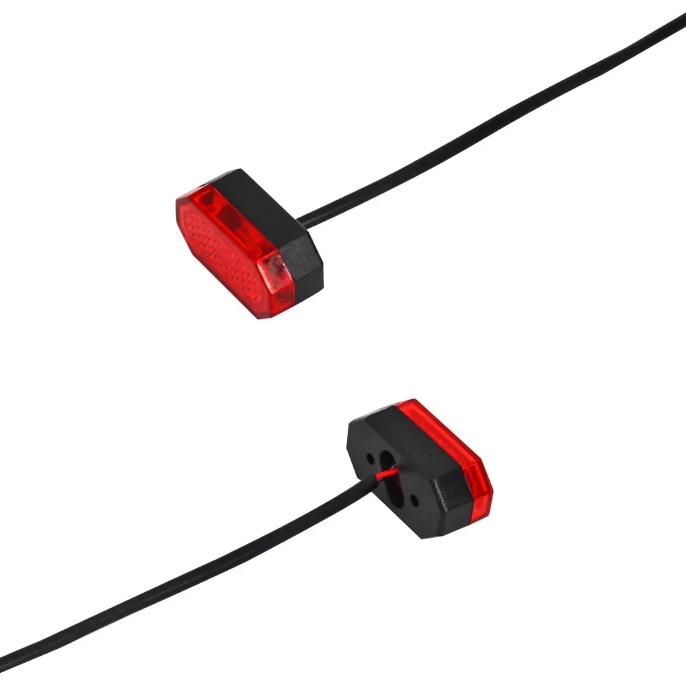 Für Elektroroller Schutzblech 4-Schrauben-Schutzblech Passendes Zubehör Hinteres Schutzblech Vierloch-Roller-Rücklicht Reparaturteile – Detail 8