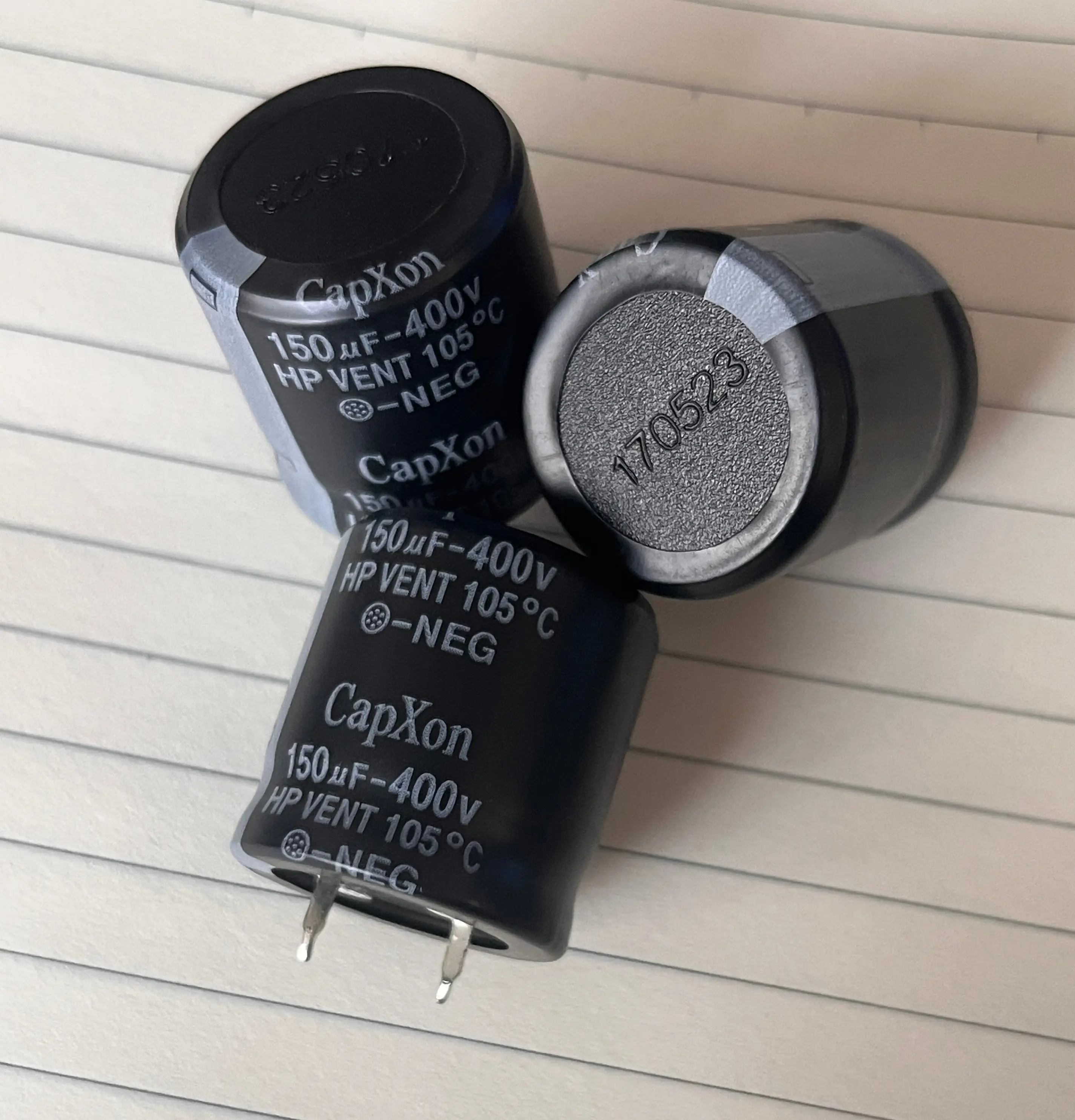 

150 мкФ400 В CapXon 26*25 мм жидкий электролитический конденсатор алюминиевый электролитический конденсатор 20 шт. в упаковке