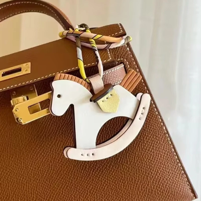 

Pure Handmade Leather Keychain 12 Colour Cartoon Pony Animal Pendant Decoration Ladies Bag Keyring Fashion Accessories Gifts