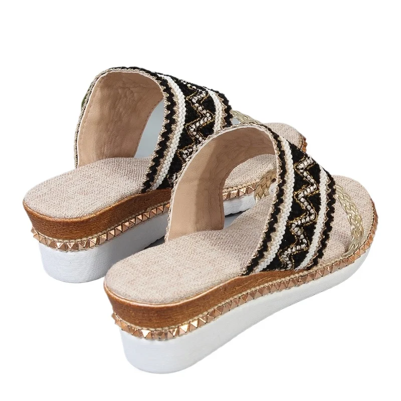 Scarpe da donna 2024 vendita calda Open Toe pantofole da donna estate roma colori misti Outdoor Casual Beach Wedge pantofole di grandi dimensioni