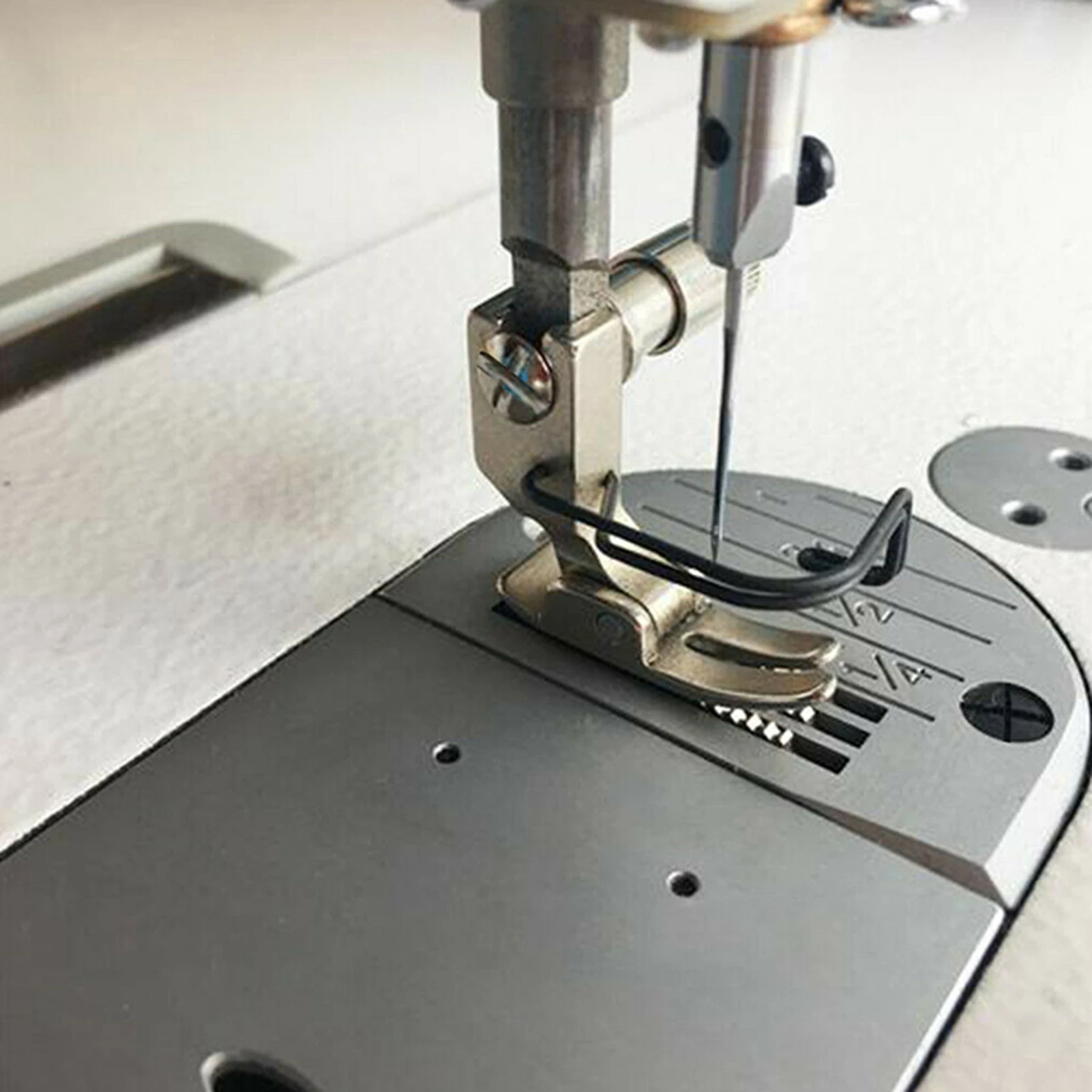Presser Foot Change Screw Clamp Multifunctional Adjustable Spring Presser Foot Clamp for Gathering Darning
