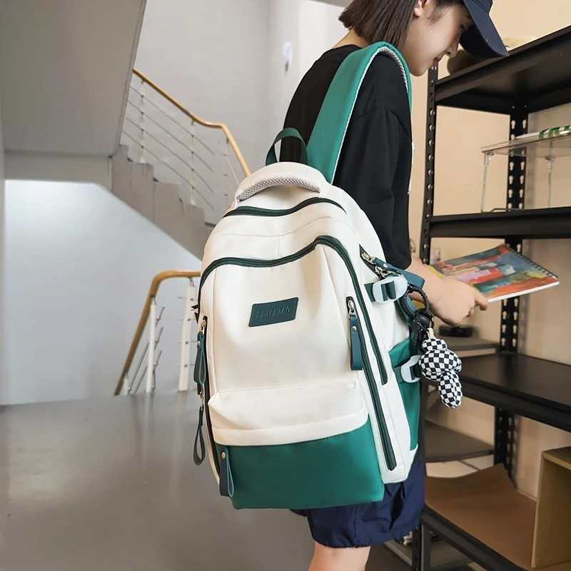 Versatile College Student Backpack, New Laptop Backpack for Middle and High School Students2026New casual backpack