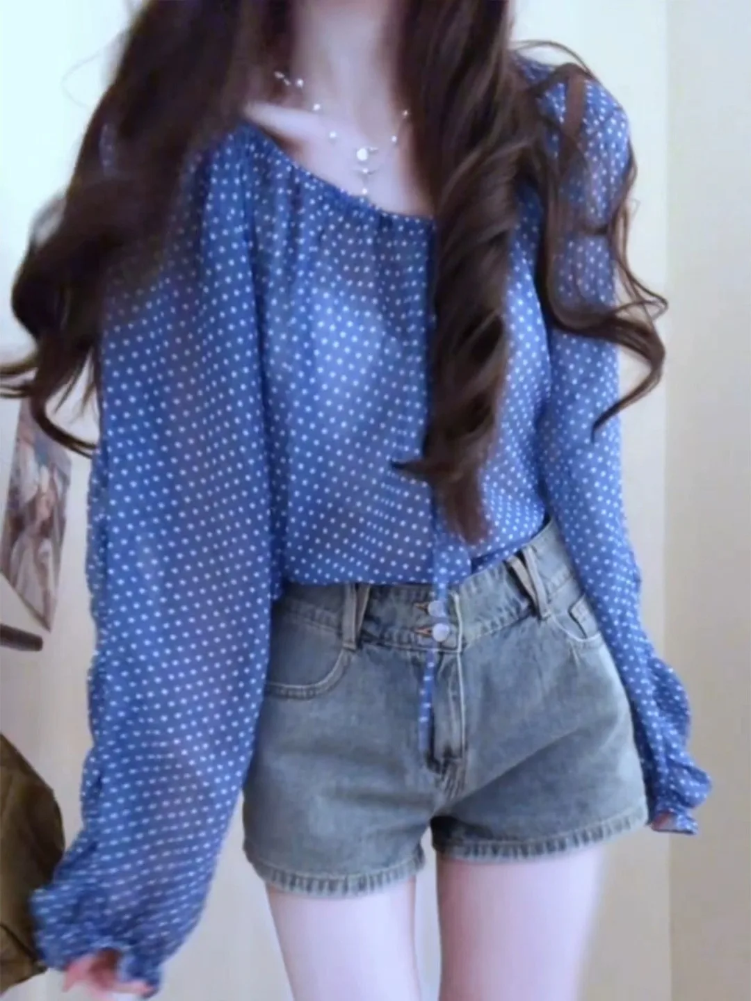 Elegant Polka Dot One Shoulder Long Sleeve Women's Chiffon Top Early Autumn 2026 New Unique Slimming Korean Style Fashion