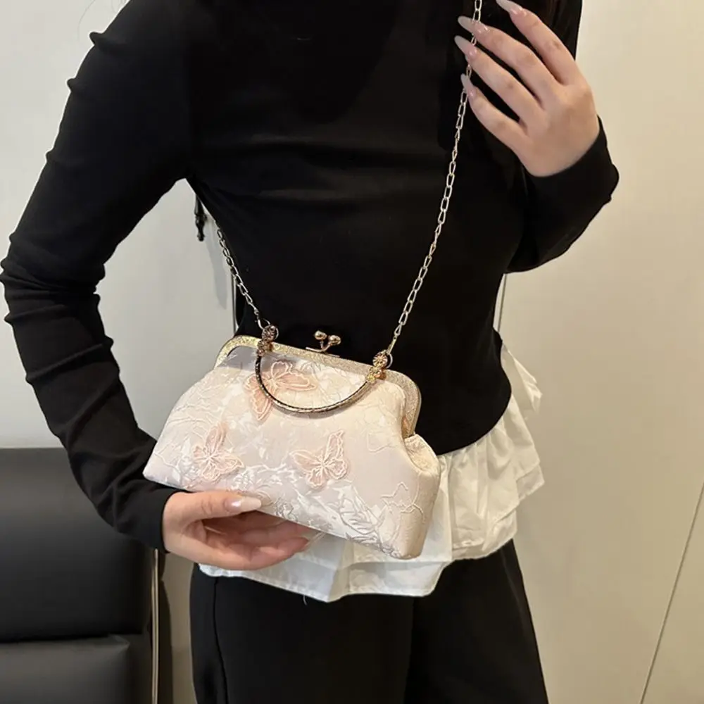 

Versatile Embroidered Shell Women's Bag Butterfly Chain Strap Crossbody Bag Hand-held Western Style Single Shoulder Bag Party