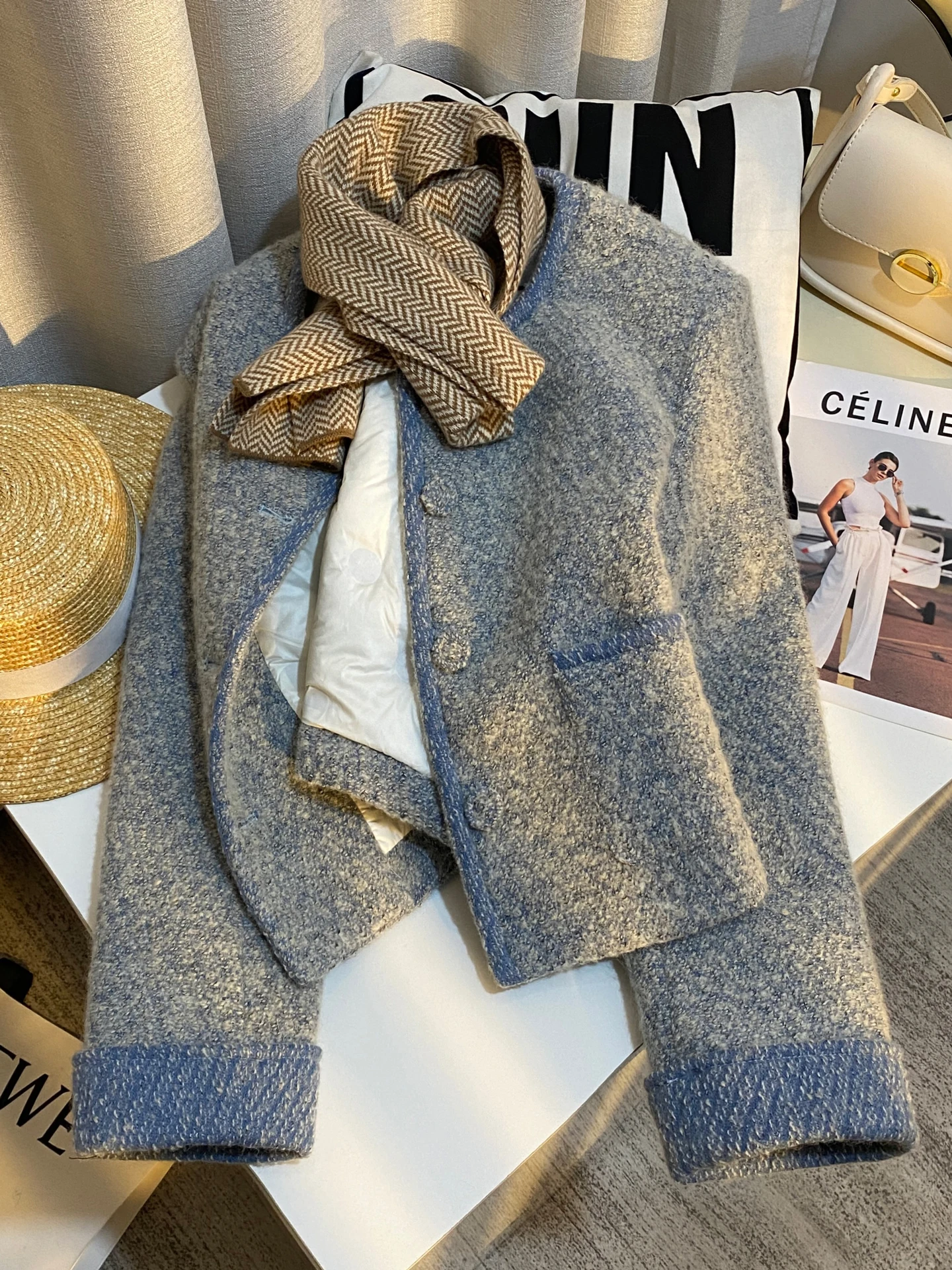 

Синее пушистое женское пальто премиум-класса Jaet 2025 Winter Faionable Ele Sle, повседневное женское пальто прямого кроя с каймой