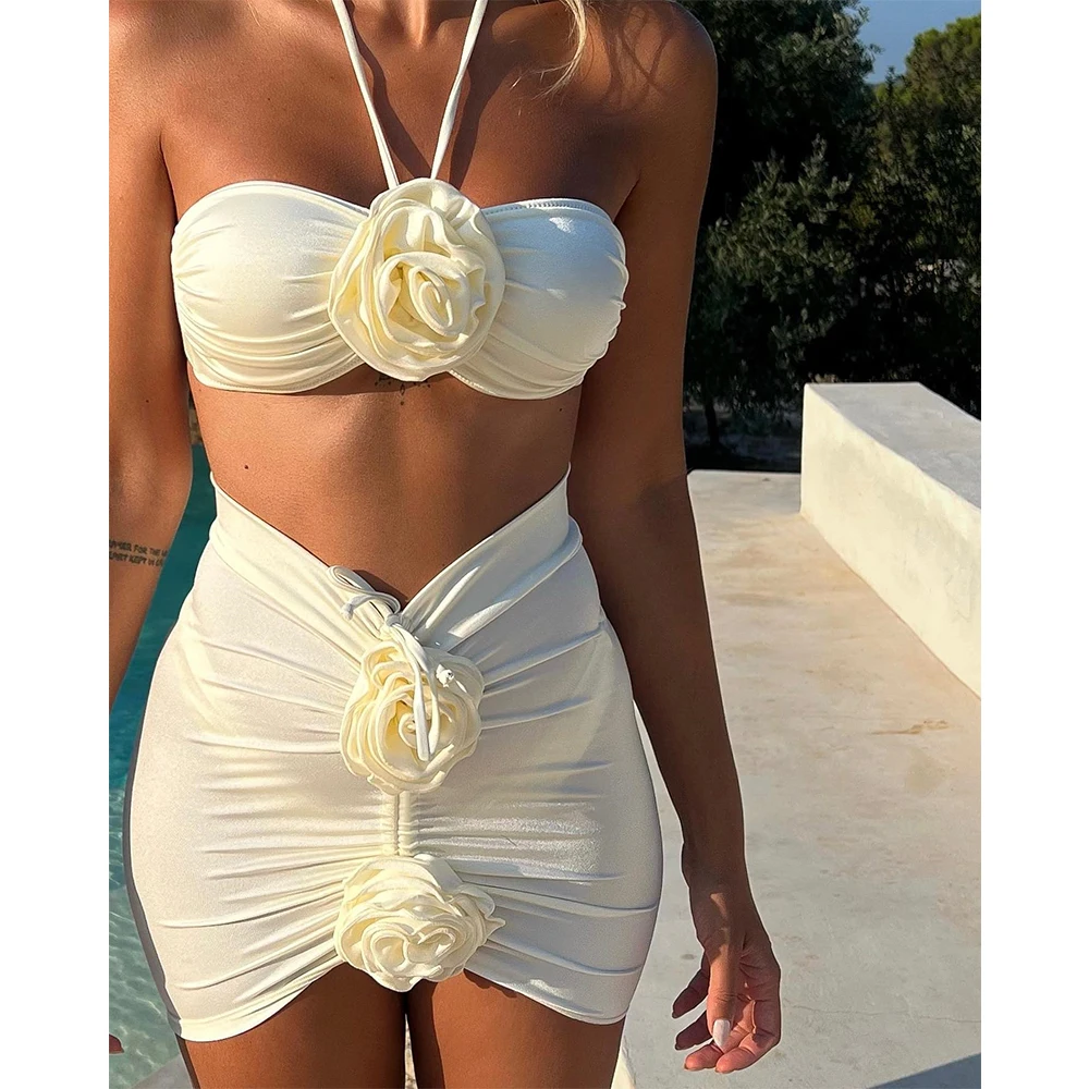 Conjunto de Bikini de encaje Floral para mujer, traje de baño liso de tres piezas con realce, ropa de playa, 2023