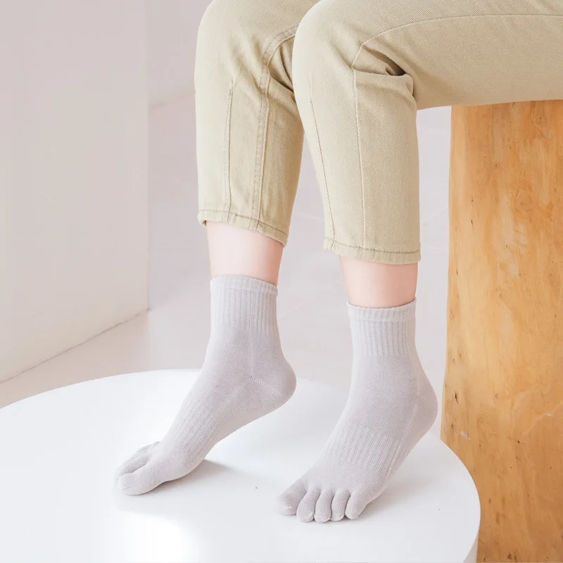 5 pares de calcetines de cinco dedos para mujer, calcetines de algodón de tubo medio de otoño e invierno, calcetines de sub dedos/cinco dedos
