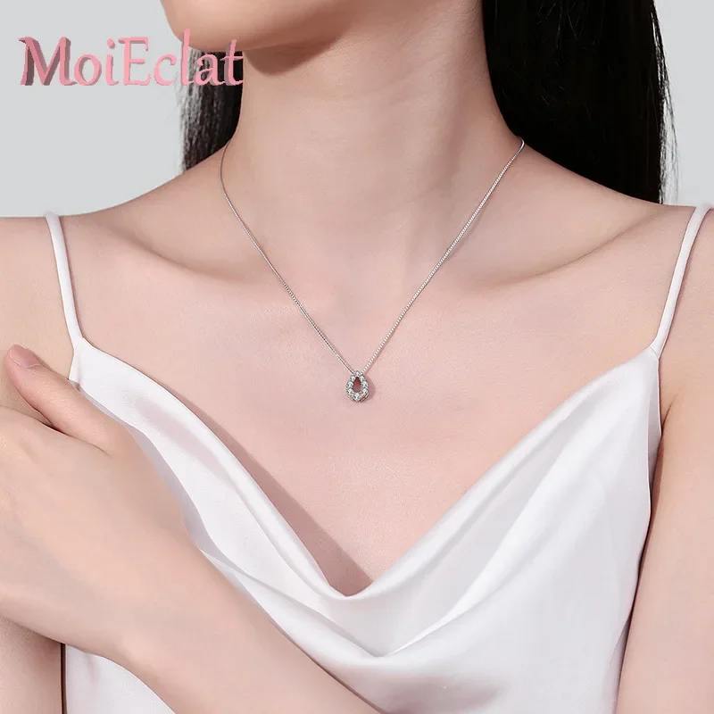 

MoiEclat Luxury Jewelry 0.62ct Water Droplets Full of Moissanite Oval Pendant Platinum PT950 Clavicle Chain for Women Gift