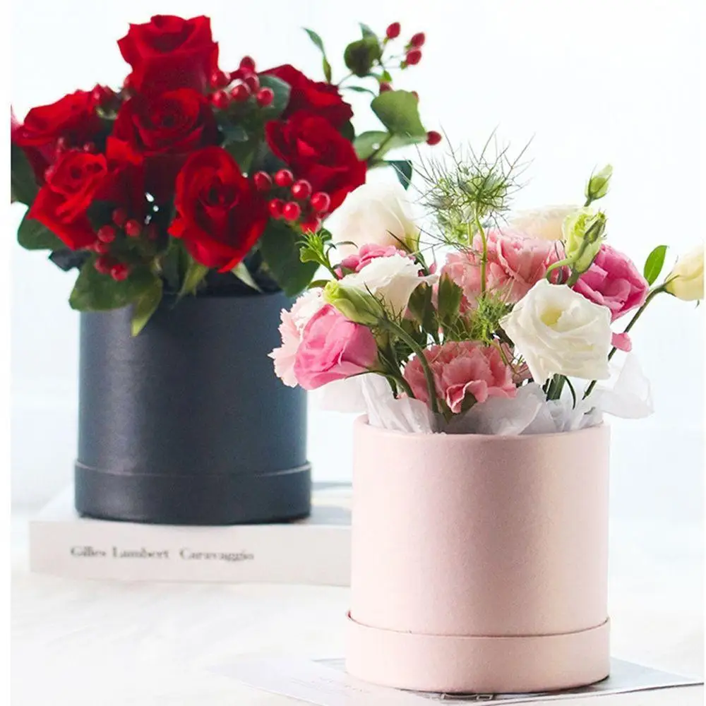 Round Cardboard Floral Bouquet Storage Flower Rose Flower Mother Day Hug Bucket Packaging  Box Gift  Boxes Flower Box