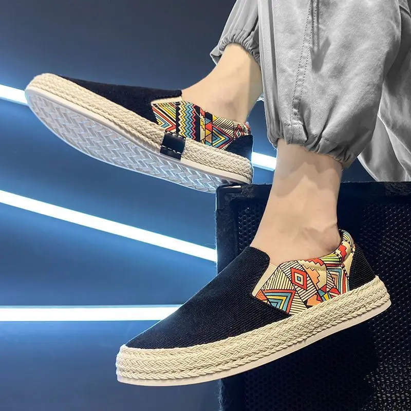 

Мужская обувь с принтом, нескользящие дышащие кроссовки, модные вулканизированные кроссовки 2025 года, размер 44 в акции, элегантная мужская повседневная обувь