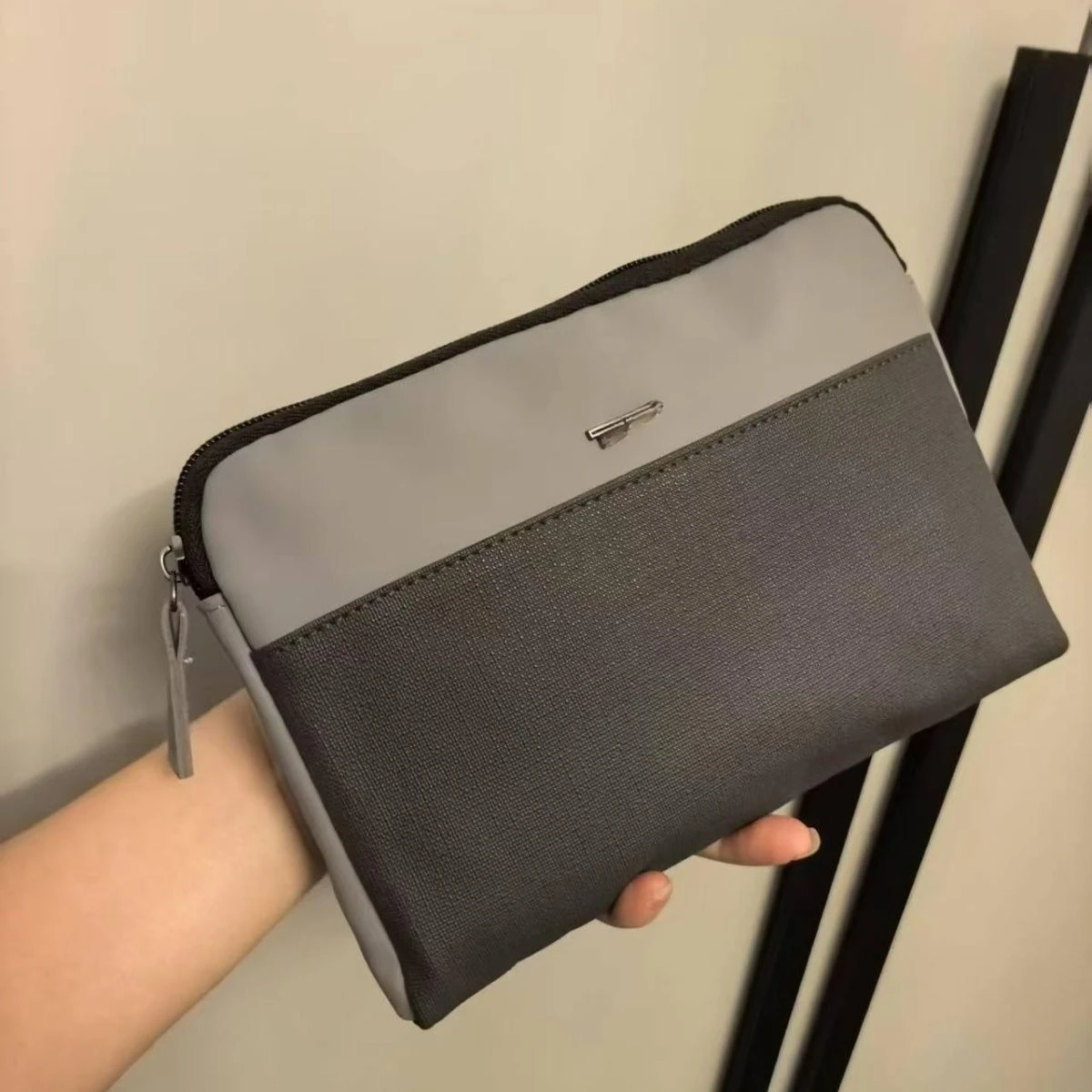 borsa-da-viaggio-per-toilette-in-pelle-pu-impermeabile-per-uomo-e-donna-organizer-per-cosmetici-e-trucchi-borsa-da-lavoro-per-ipad