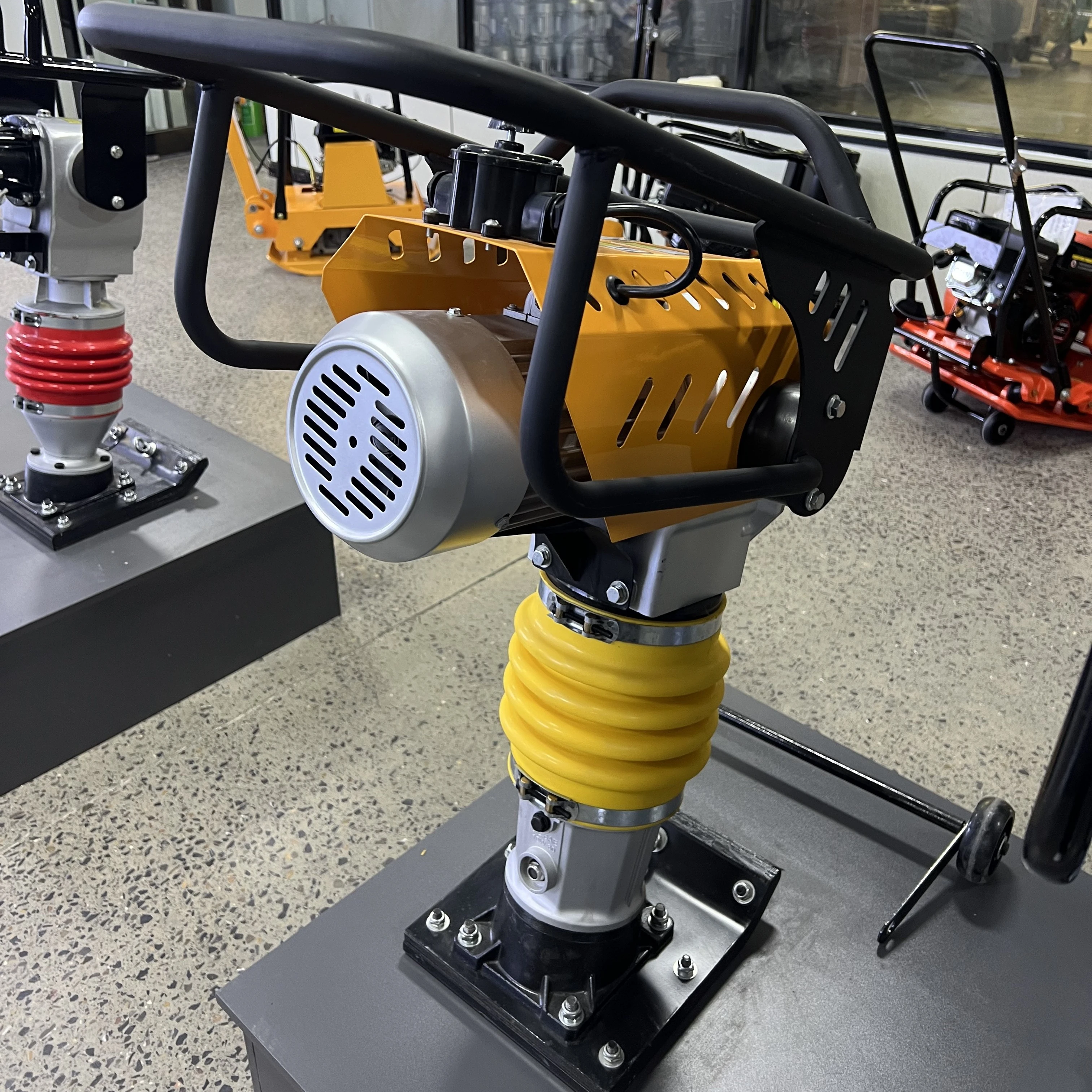 Best Selling Electric Sand Rammer Impact Compaction Machine Vibrating Tamping Compactor Rammer