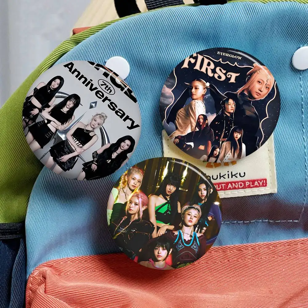 Female singing group E-EVERGLOW-W 58mm Animals Funny Brooches Badge Backpack Clothes Gift Accessory