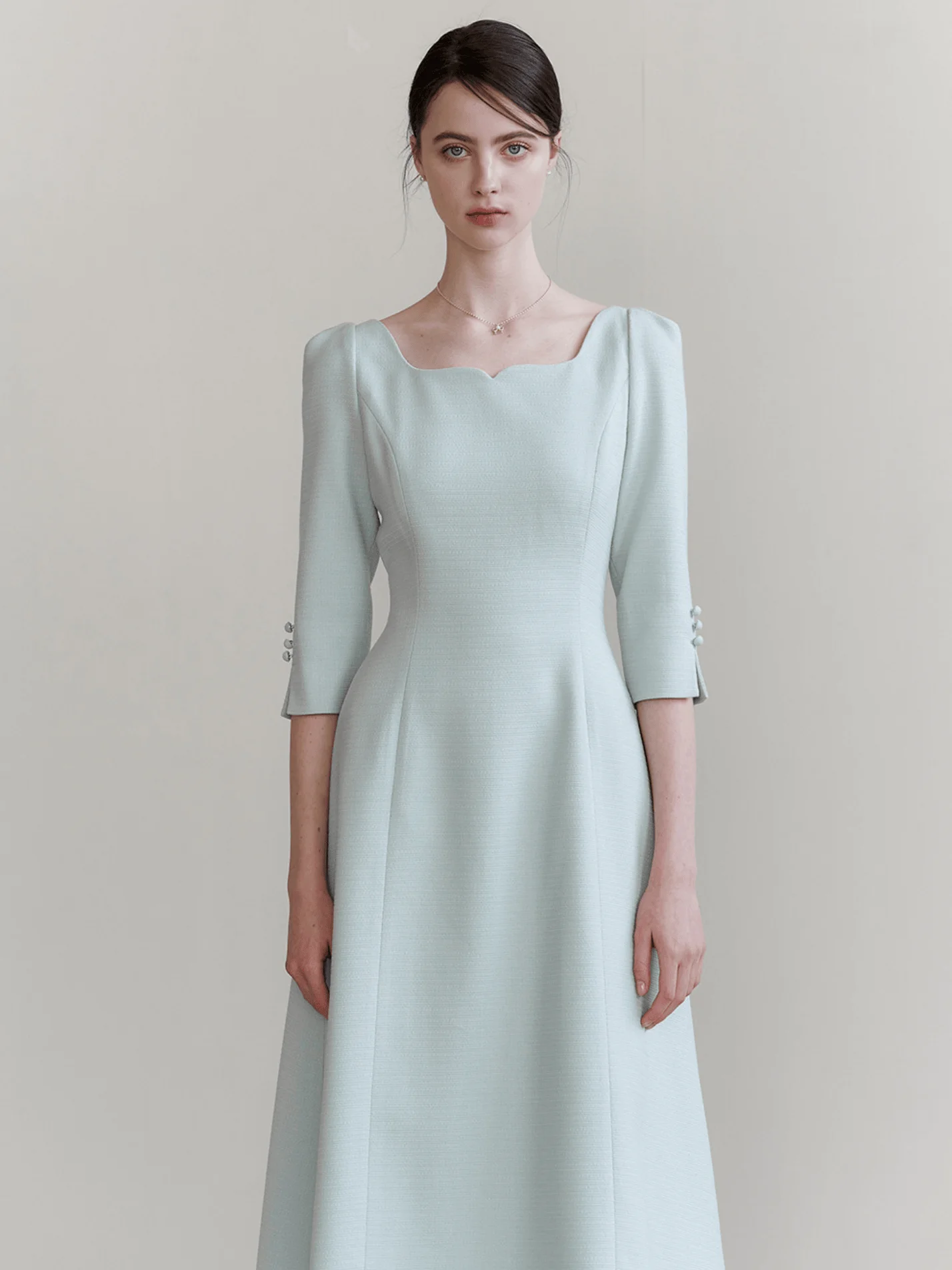 فستان أنيق بتصميم خط A مع ياقة مربعة وأكمام نصفية وتصميم خصر نحيف وطول طويل عصري، إصدار جديد للخريف للسيدات