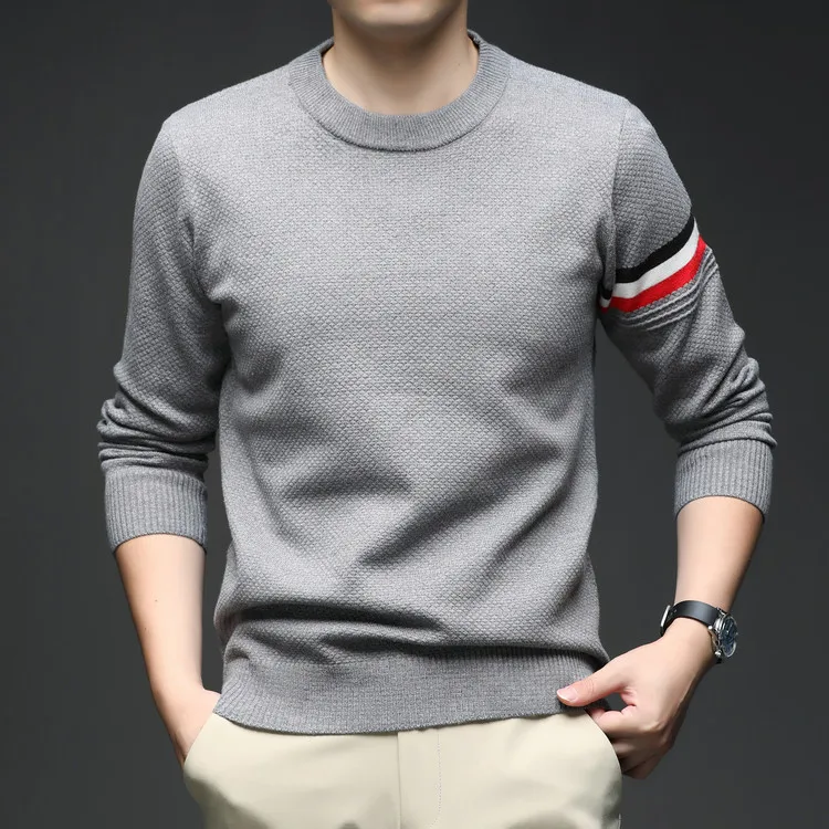 

Korean Sle Men's Long Sve T-irt round Ne Knitted Sweater Pure Color Base Layer Faionable Autumn Thin Coolmax Fiber