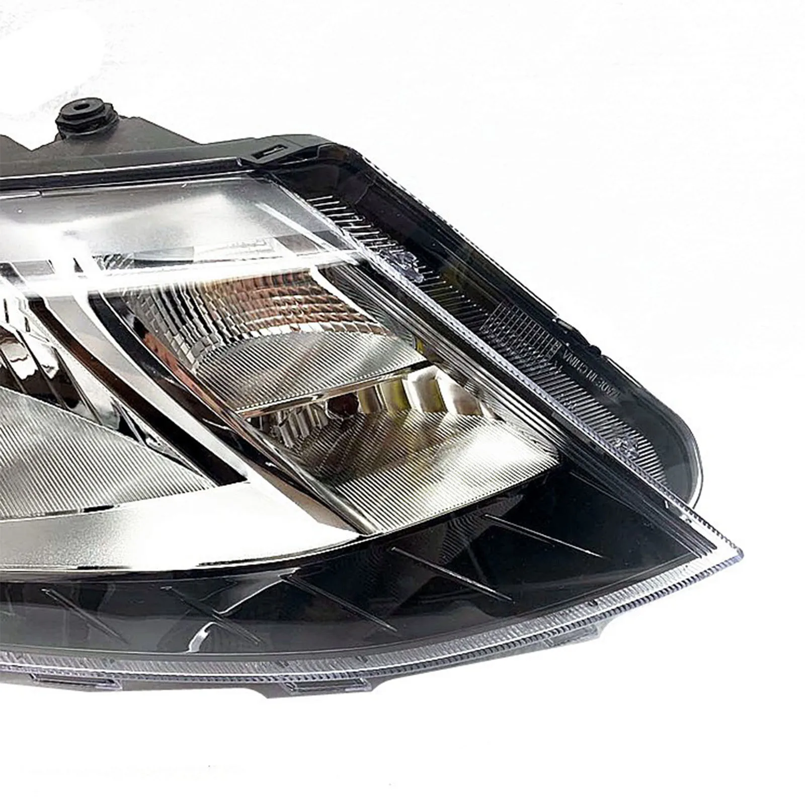 

1pcs car bumper headlamp For Skoda Rapid headlight 2018~2019y car accessories head lamp for Skoda Rapid fog lamp