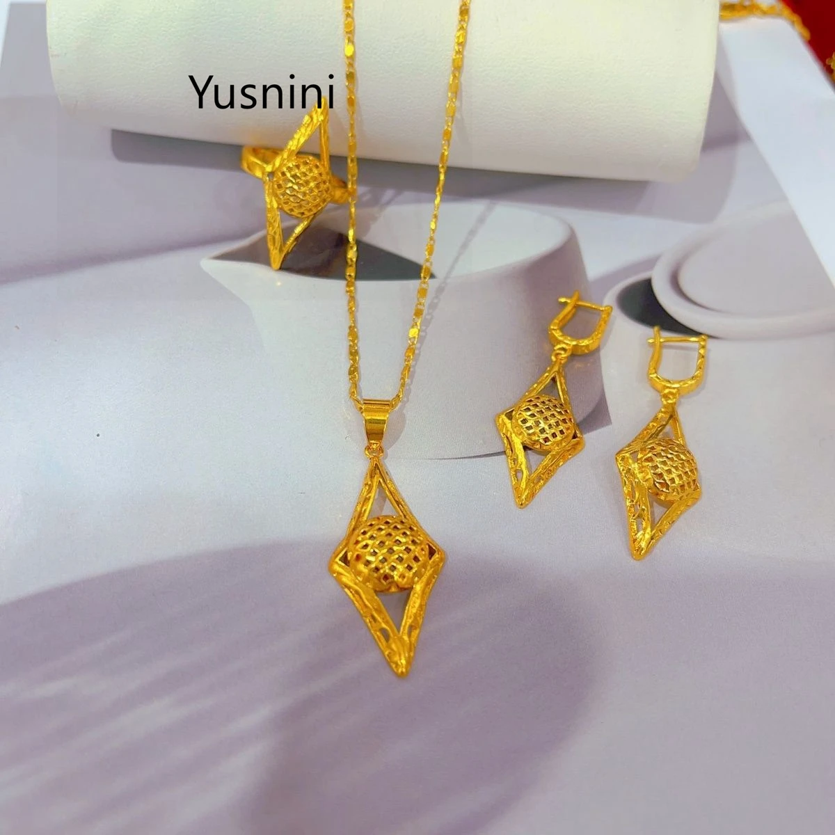 

New EU Dubai Fashion 24K Gold Plated Necklace Ring Earrings Exquisite Engagement Party Jewelry Set for Lovers