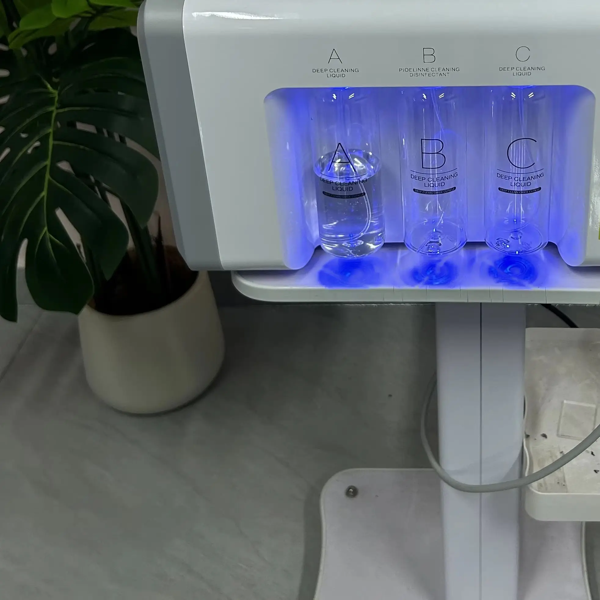 

6 in 1 Water Oxygen Jet Facial Machine Oxygen Jet Peel Microdermabrasion Vacuum Hydro Facial Beauty Machine