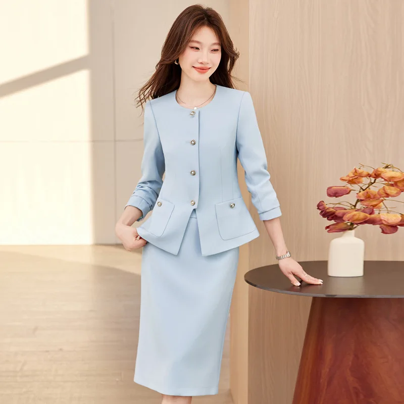 Elegant fashion suit for women, two-piece set for important occasions, professional attire for hosts and presenters