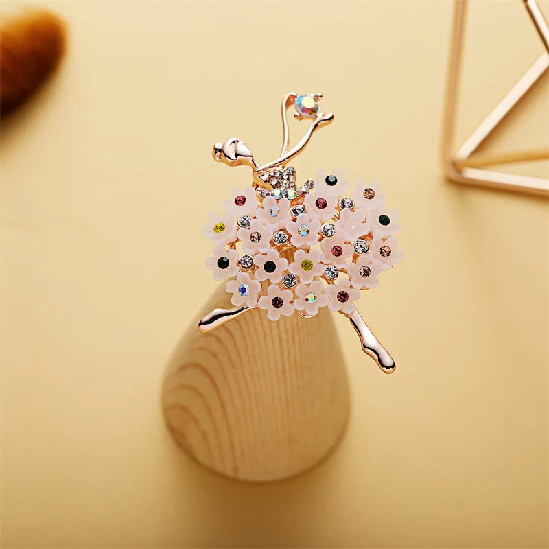 Gymnastics Ballet Girl Flower Dancer Crystal Brooches For Women Cute Elegant Rhinestone Pin Corsage Fashion Wedding Jewelry Gift