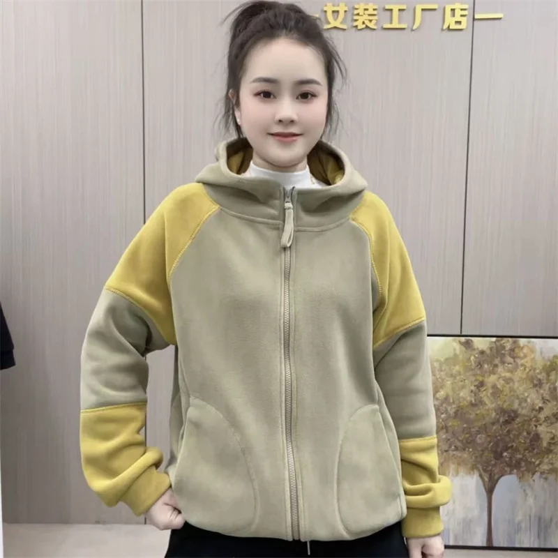 Winter Women Long Sleeved Patchwork Top Korean Lady Hooded Sports Shirt Jacket Femme Color Blocking Austenitic Velvet Sweatshirt