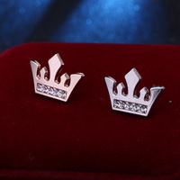 Classic Royal Crown Brooch Golden Lapel Pin Men's Shirt Collar Accessories Stainless Steel Small Brooches Pins Wedding Jewelry