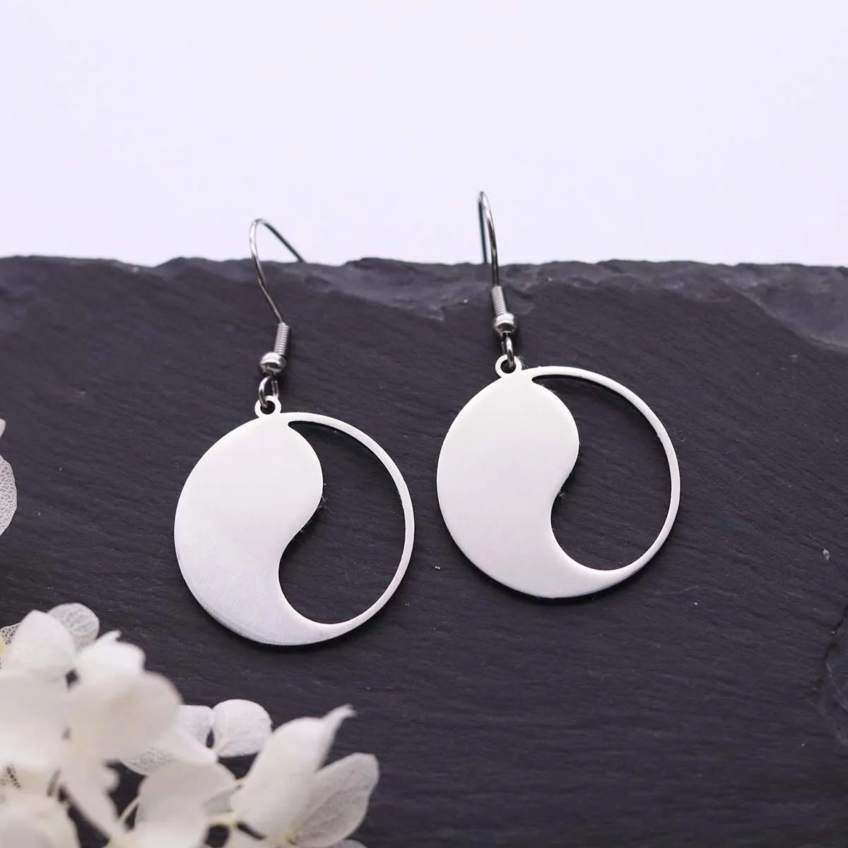Chandler 1Pair Tai Chi Earrings for Women China Style Gold Tone Yin Yang Circle Dangle Earrings Jewelry Accessories Holiday Gift