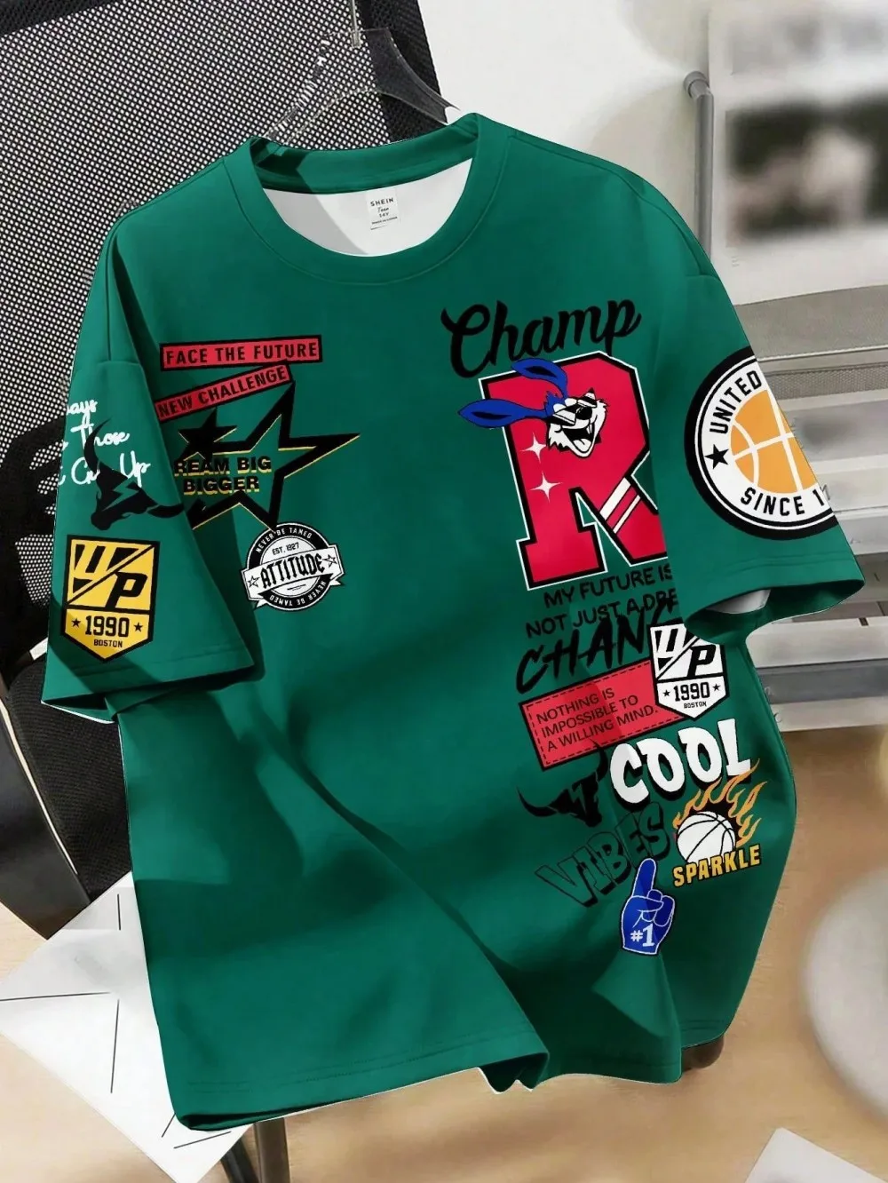 Neues kreatives atmungsaktives Herren-T-Shirt mit Graffiti-Druckmuster, schnelltrocknendes, bequemes Sport-Oberteil für den Outdoor-Bereich. – Detail 8