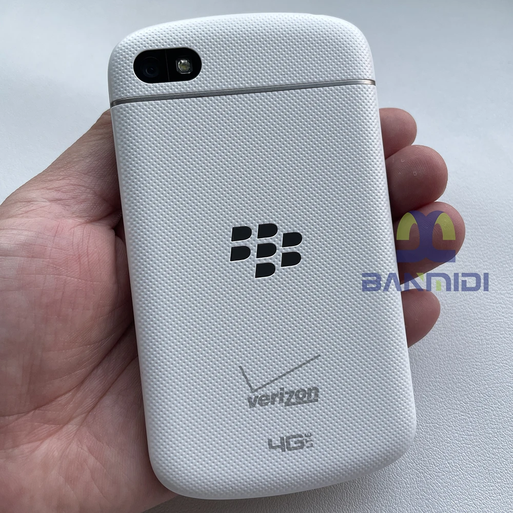 Original BlackBerry Q10 Mobile Cell Phone 8MP 4G LTE WIFI Bluetooth QWERTY Keyboard Unlocked Cellphone