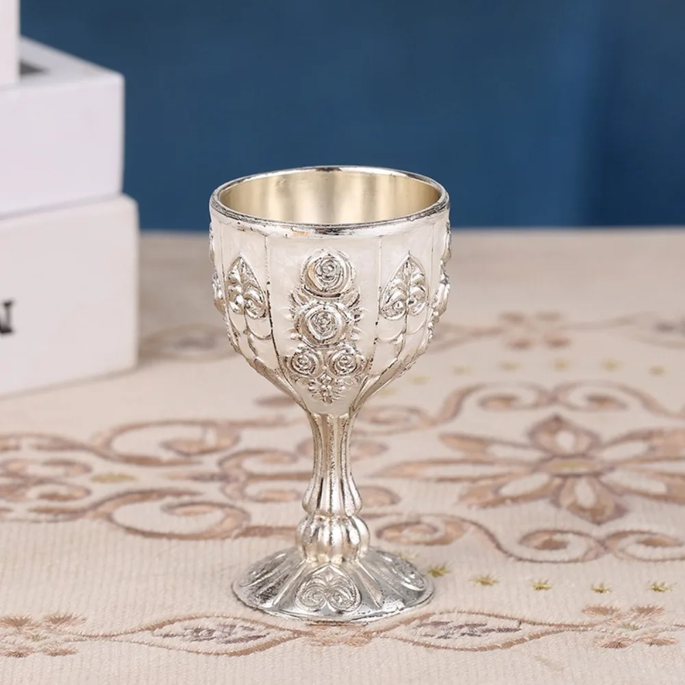 New Retro Wine Glasses Metal Spirit Vodka Champagne Glasses Drinkware European Style Dinnerware Goblet Bar Home Decor