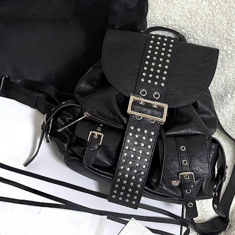 Large Capacity Backpack Cross Rivet Casual Fashion Portable Features Main Material PU Lining Polyester Zipper Closure