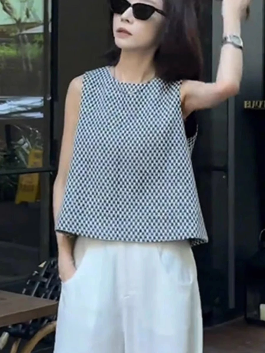 여름 여성용 니트 조끼 또는 루즈핏 블랙 화이트 체크무늬 아우터웨어 패션 센세이션 2025 신상 프린트