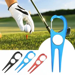 Strumenti di pulizia per la riparazione del passo Divot da Golf portatile per golfista forcone multifunzionale che mette gli ausili per l'allenamento del Golf con forchetta verde