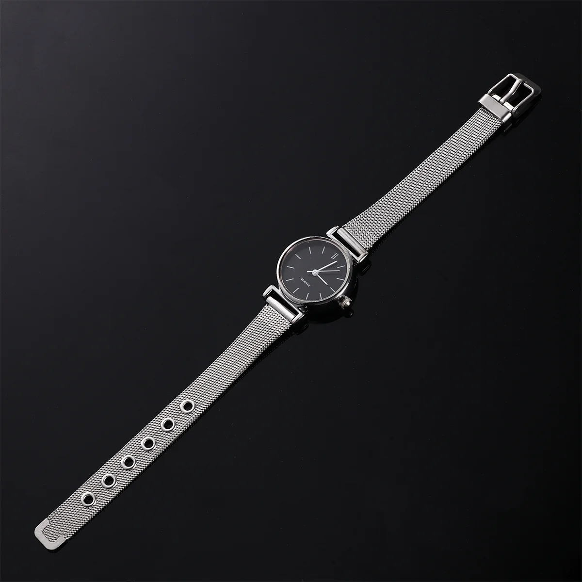 

Fashion Vintage Quartz Watch for Women Stainless Steel Wristwatch Alloy Band Elegant Timepiece Ideal Gift for Mother's Day