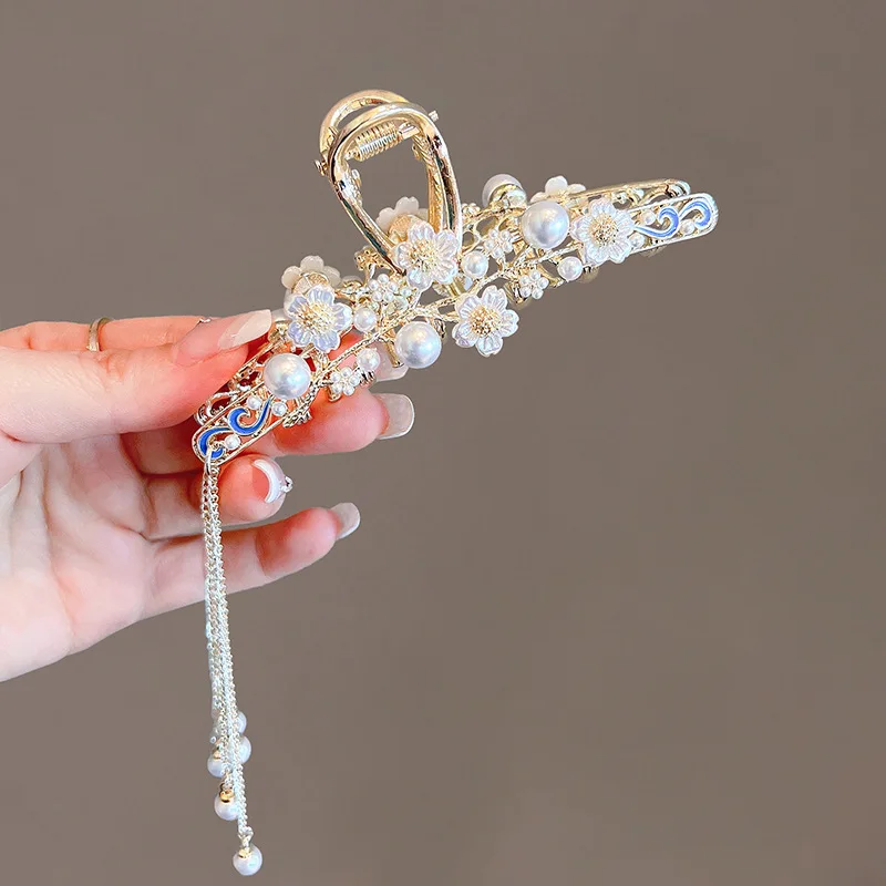 New Girl Elegant Flower Handmade hair clip pearl Tassel Ponytail Clip Fashion Head HAIR ACCESSORI FOR WOMAN Ornament Heawear