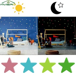 50 Stück 3 cm Sterne im Dunkeln leuchtende fluoreszierende Wandaufkleber für Kinder, Babyzimmer, Schlafzimmer, Decke, Zuhause, Urlaub, Party-Dekoration